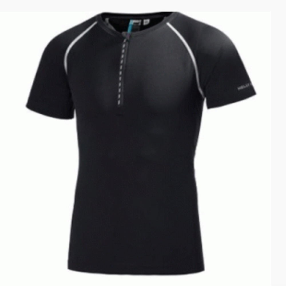 Helly Hansen Mens Black Athletic Short Sleeve Shirt.  1/4 Zip, Size Large.